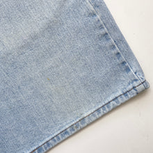 Load image into Gallery viewer, 90s Wrangler Denim Shorts W34