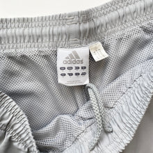 Load image into Gallery viewer, 00s Adidas Shorts (S)