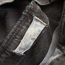 Load image into Gallery viewer, 90s Wrangler Jeans W28 L32