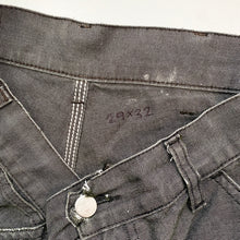 Load image into Gallery viewer, Carhartt Jeans W29 L32