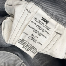 Load image into Gallery viewer, Levi’s 511 Cords W30 L30