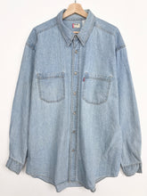 Load image into Gallery viewer, Levi’s Denim Shirt (2XL)