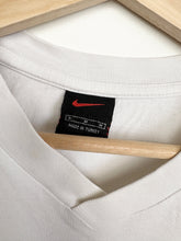 Load image into Gallery viewer, 00s Nike T-shirt (M)