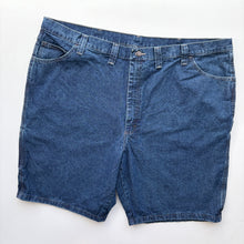 Load image into Gallery viewer, Wrangler Carpenter Shorts W48