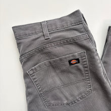 Load image into Gallery viewer, Dickies Jeans W32 L34