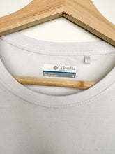 Load image into Gallery viewer, Columbia T-shirt (S)