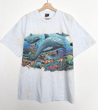 Load image into Gallery viewer, 90s Dolphin Sealife T-shirt (XL)
