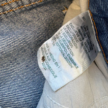 Load image into Gallery viewer, Dickies Cut Off Denim Shorts W33