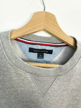 Load image into Gallery viewer, Tommy Hilfiger Sweatshirt (M)
