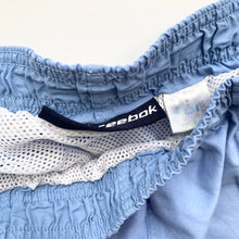 Load image into Gallery viewer, 00s Reebok Shorts (M)