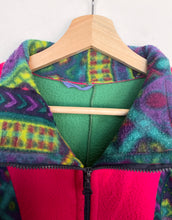 Load image into Gallery viewer, 90s Abstract Fleece (L)