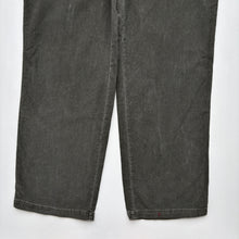 Load image into Gallery viewer, Columbia Carpenter Cords W38 L34