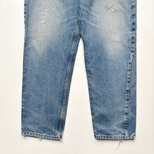 Load image into Gallery viewer, Distressed Carhartt  Jeans W38 L30