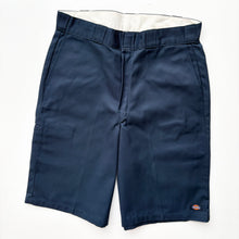 Load image into Gallery viewer, Dickies Shorts W34