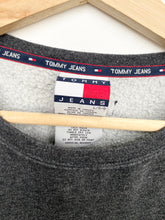 Load image into Gallery viewer, Tommy Hilfiger Sweatshirt (L)