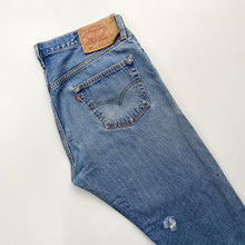 Load image into Gallery viewer, 90s Levi’s 501 W36 L32