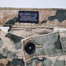 Load image into Gallery viewer, Levi’s Camo Cargos W32 L30