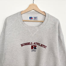 Load image into Gallery viewer, 90s Russell Athletic Sweatshirt (L)