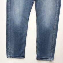 Load image into Gallery viewer, Levi’s Jeans W42 L30