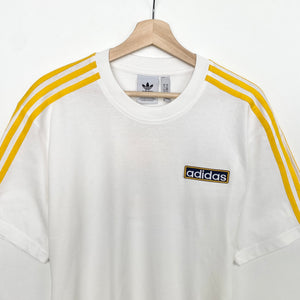 Adidas T-shirt (M)
