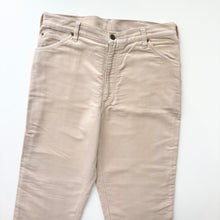 Load image into Gallery viewer, 90s Levi’s Velour Jeans W34 L28