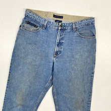 Load image into Gallery viewer, Tommy Hilfiger Jeans W36 L32