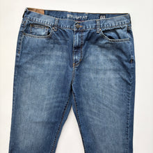 Load image into Gallery viewer, 00s Chaps Jeans W38 L30