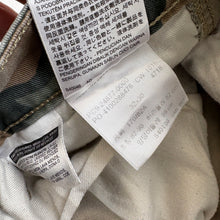 Load image into Gallery viewer, Levi’s Camo Cargos W32 L30