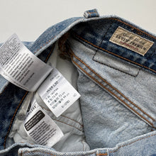 Load image into Gallery viewer, Women’s Levi’s 501 W29 L30