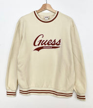 Load image into Gallery viewer, Guess Sweatshirt (S)