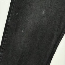 Load image into Gallery viewer, Levi’s 505 W38 L27