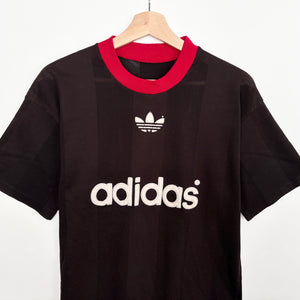 90s Adidas T-shirt (M)