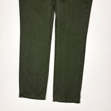 Load image into Gallery viewer, Levi’s 514 Jeans W30 L32