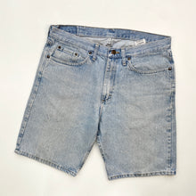 Load image into Gallery viewer, Wrangler Denim Shorts W34