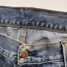Load image into Gallery viewer, Carhartt Jeans W36 L29