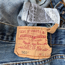 Load image into Gallery viewer, Levi’s 501 W32 L28