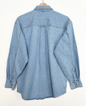 Load image into Gallery viewer, 90s Looney Tunes Denim Shirt (S)