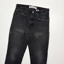 Load image into Gallery viewer, Distressed Levi’s 516 Jeans W31 L30