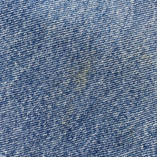 Load image into Gallery viewer, Wrangler Jeans W36 L30