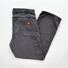 Load image into Gallery viewer, Distressed Dickies Carpenter Jeans W38 L32