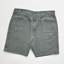 Load image into Gallery viewer, 90s Wrangler Denim Shorts W38