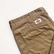 Load image into Gallery viewer, Dickies W36 L28