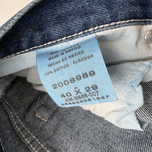 Load image into Gallery viewer, Lee Jeans W40 L29