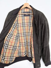 Load image into Gallery viewer, 90s Burberry Suede Jacket (M)