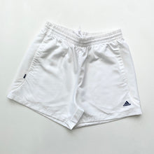 Load image into Gallery viewer, 00s Adidas Shorts (M)