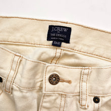 Load image into Gallery viewer, J.Crew Jeans W33 L32