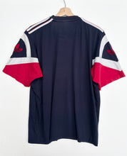 Load image into Gallery viewer, 90s Adidas T-shirt (L)