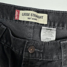 Load image into Gallery viewer, Levi’s 569 Cords W36 L32