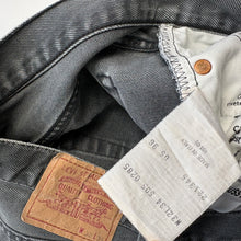 Load image into Gallery viewer, 90s Levi’s Jeans W30 L30