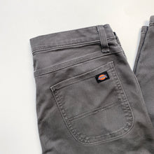 Load image into Gallery viewer, Dickies Jeans W30 L32